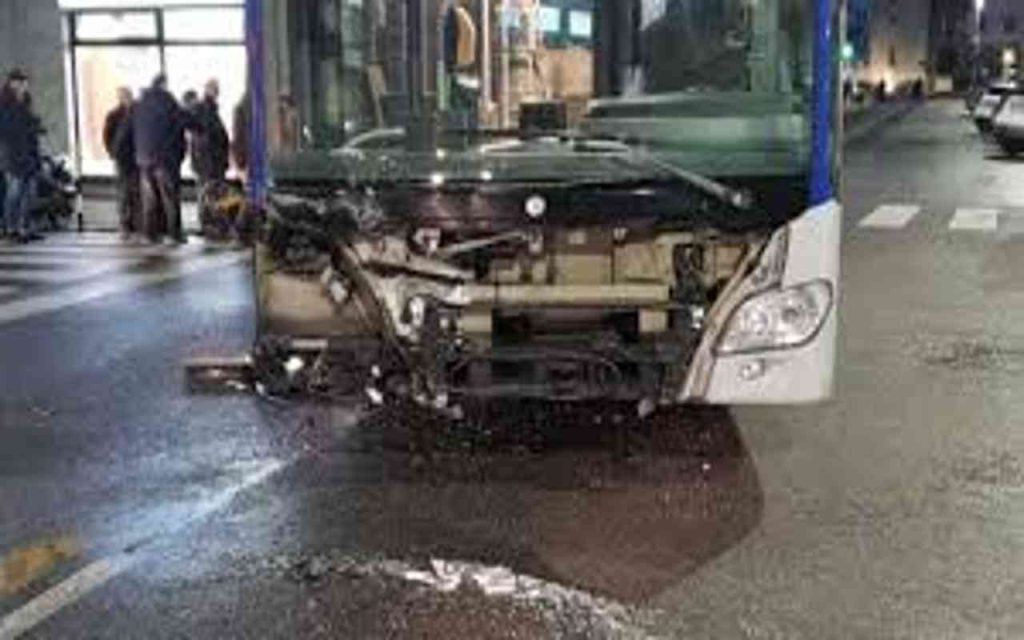Firenze incidente autobus